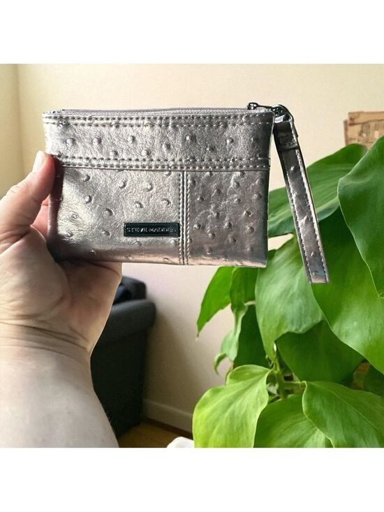Steve Madden Handbags - Steve Madden Shimmering Silver Wristlet